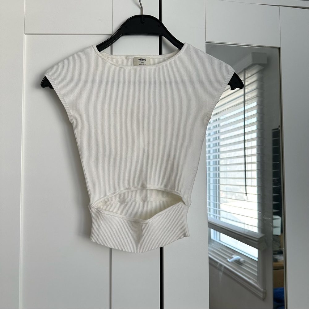Aritzia Wilfred cut-out knit top - Picture 4 of 7
